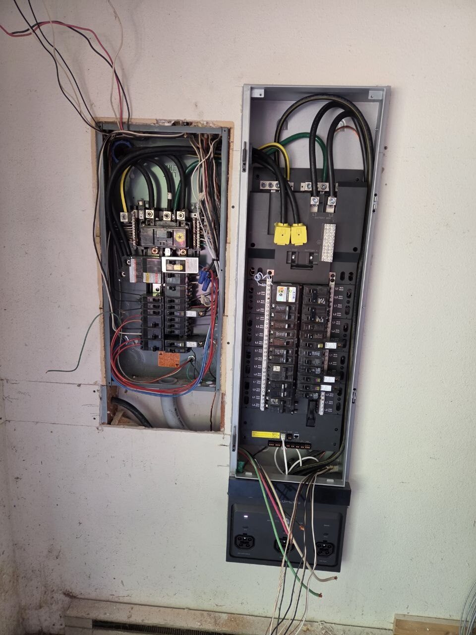 Service panel replacement in progress at a Vancouver WA home